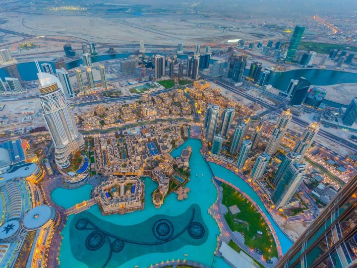 La doppia faccia di Dubai: capolavoro tecnologico o sorveglianza estrema?
