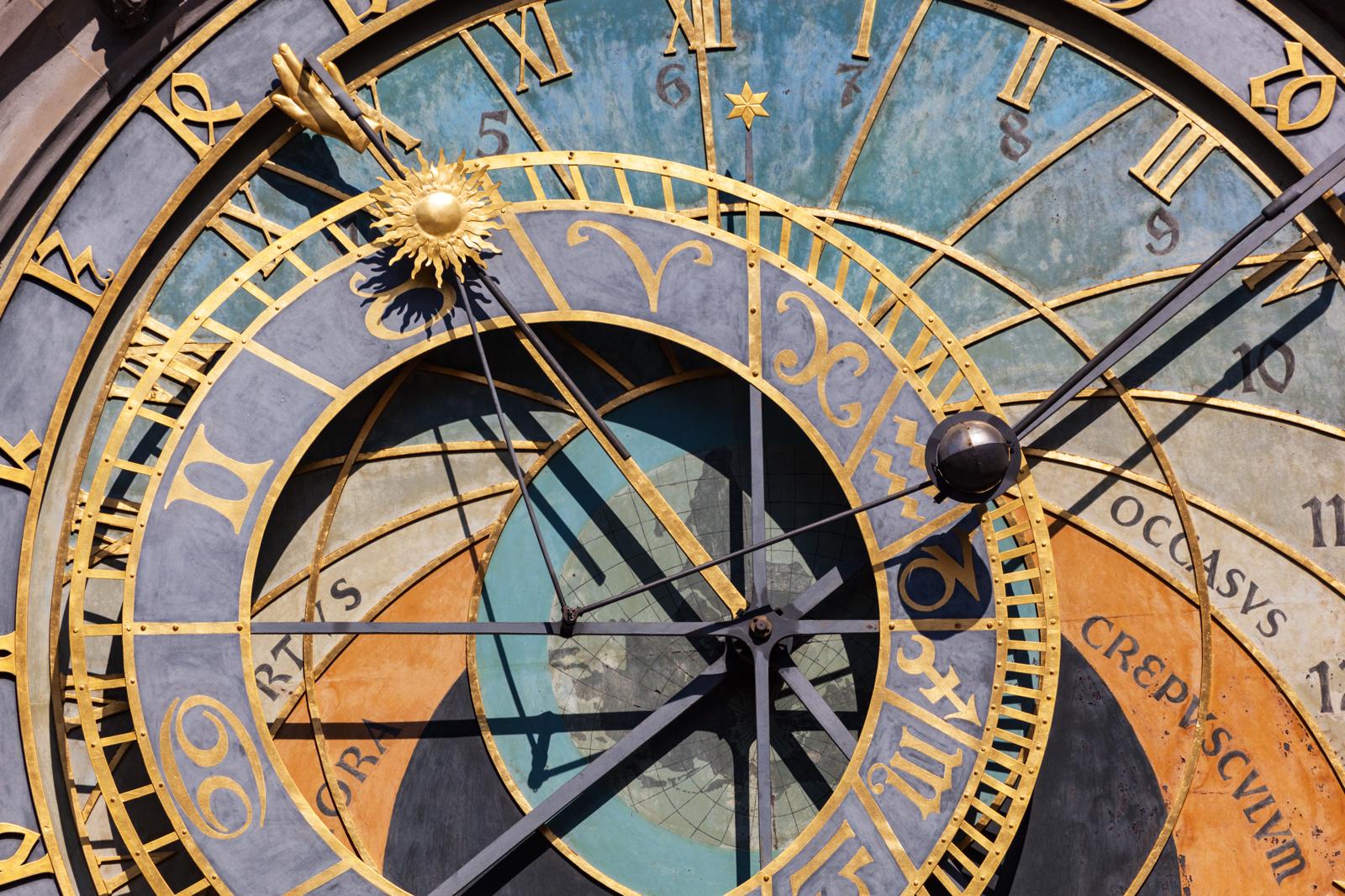 Il tempo scorre veloce: 90 secondi alla distruzione globale secondo il Doomsday Clock