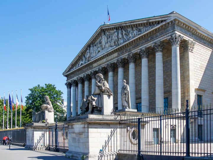 Decisione rivoluzionaria: l’assemblea nazionale francese fa un passo audace sull’aborto!
